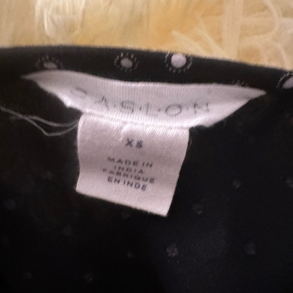 Black & white polka dot top- Caslon- XS - Picture 3 of 4